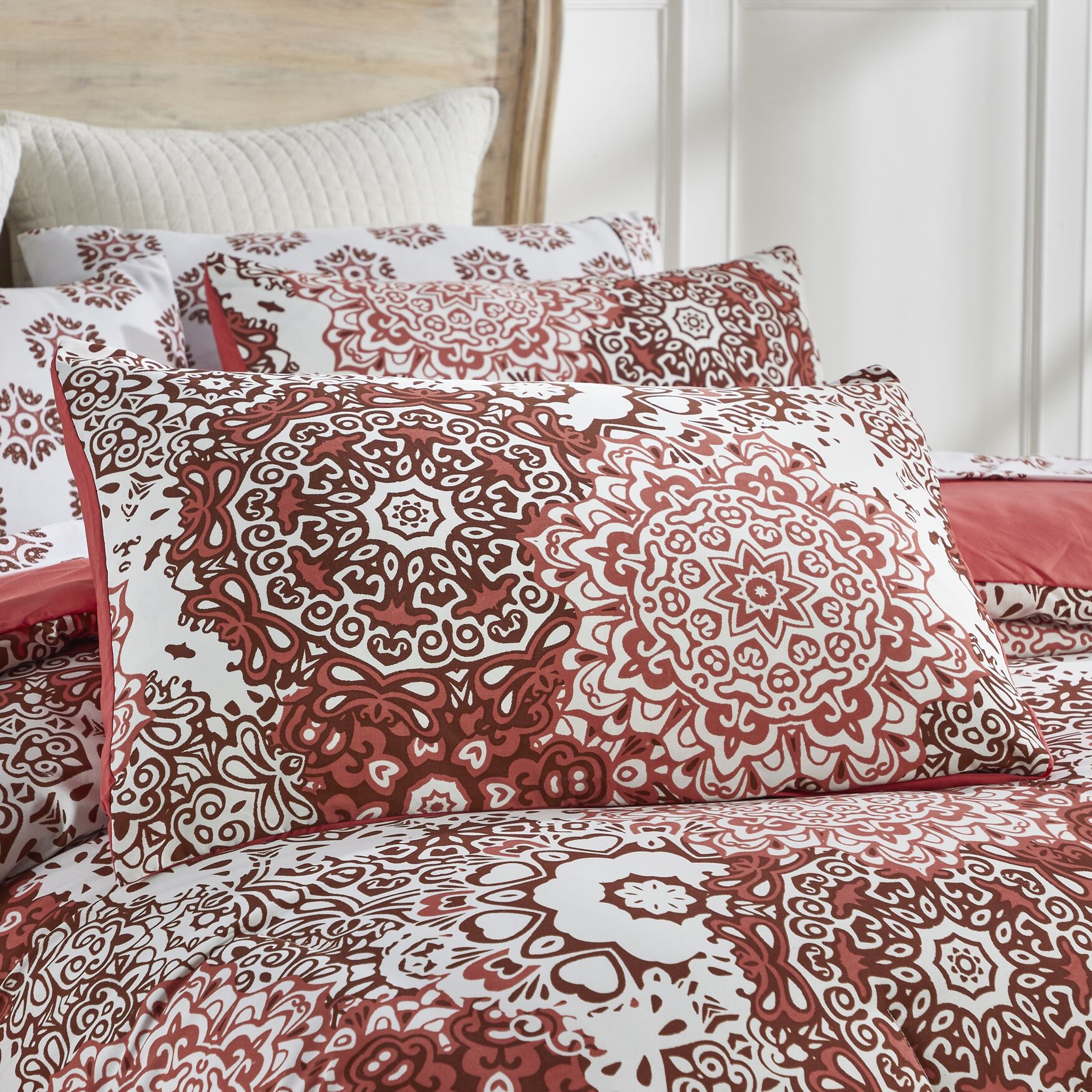 Lyla Collection 100% Microfiber Nautical 7 Piece Comforter Set, , alternate image number 5