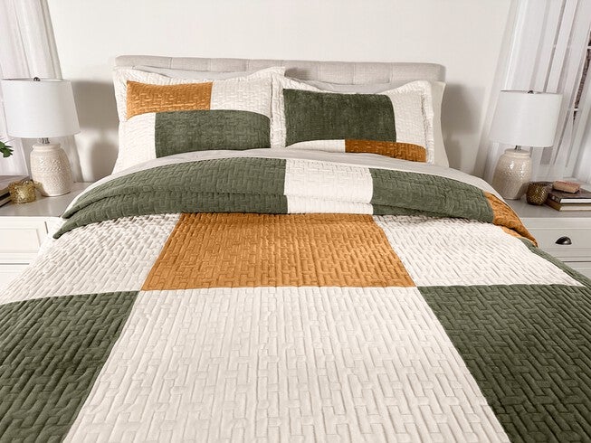 Modern Velvet Patchwork Bedspread, , alternate image number null