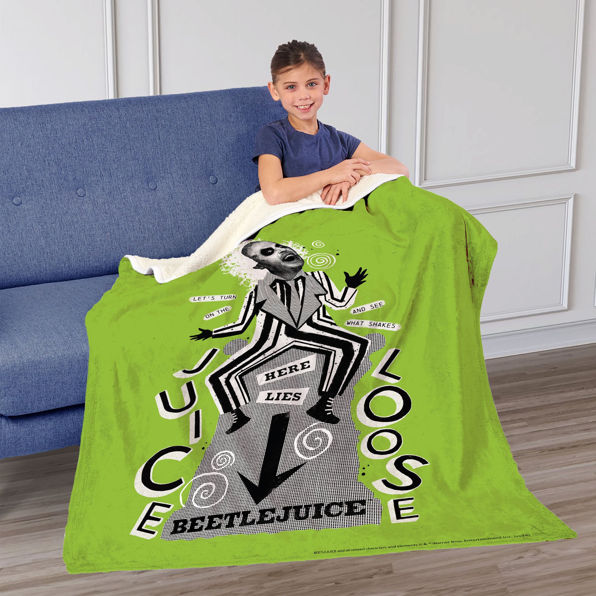 Warner Bros. Beetlejuice Juice Is Loose Silk Touch Sherpa Throw Blanket 50X60 Inches, GREEN, on-hover image number 1
