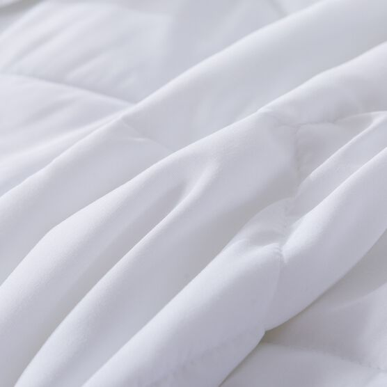 Honeycomb Down Alternative Blanket, White, , alternate image number null
