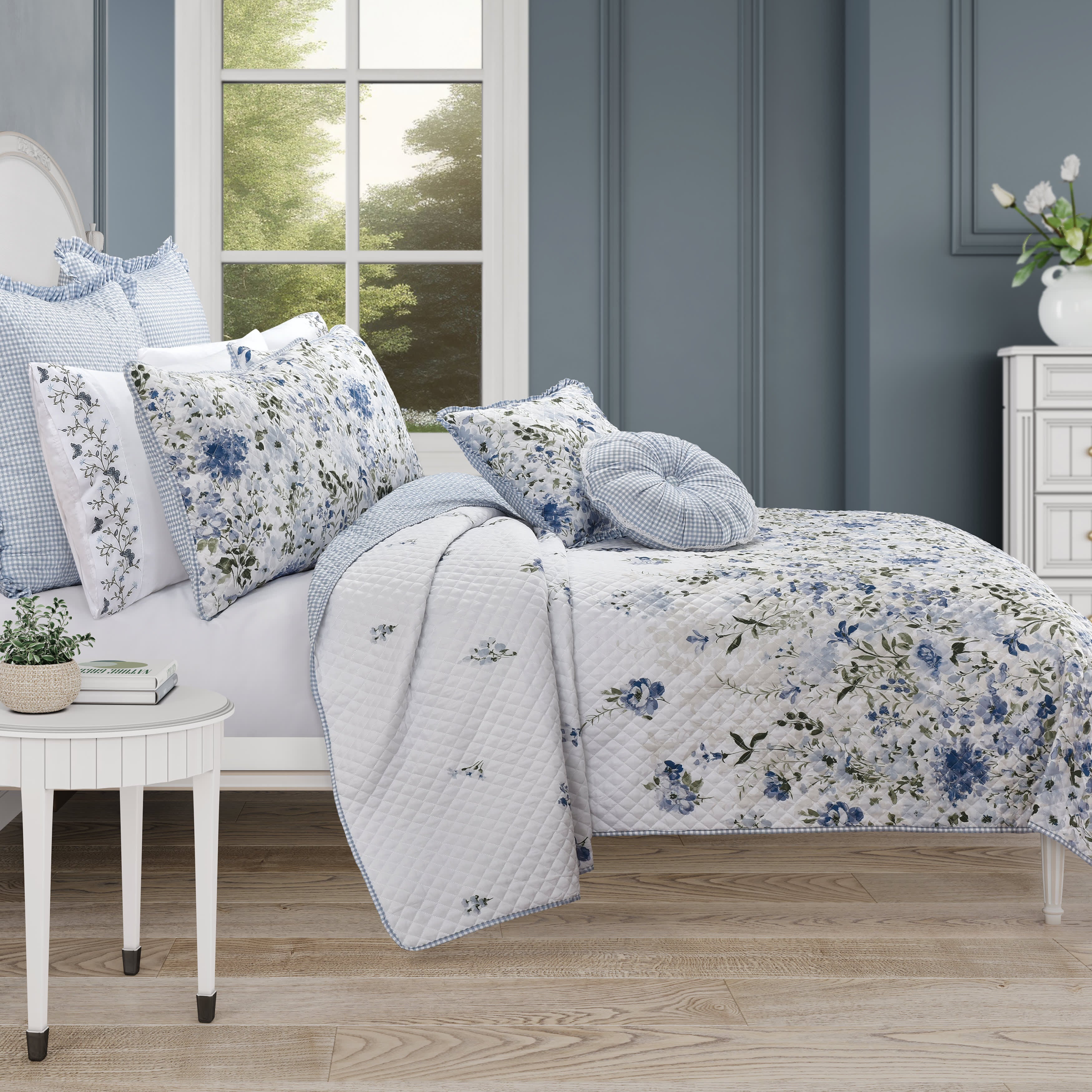 Kourtney 3 Piece Quilt Set, BLUE, hi-res image number null