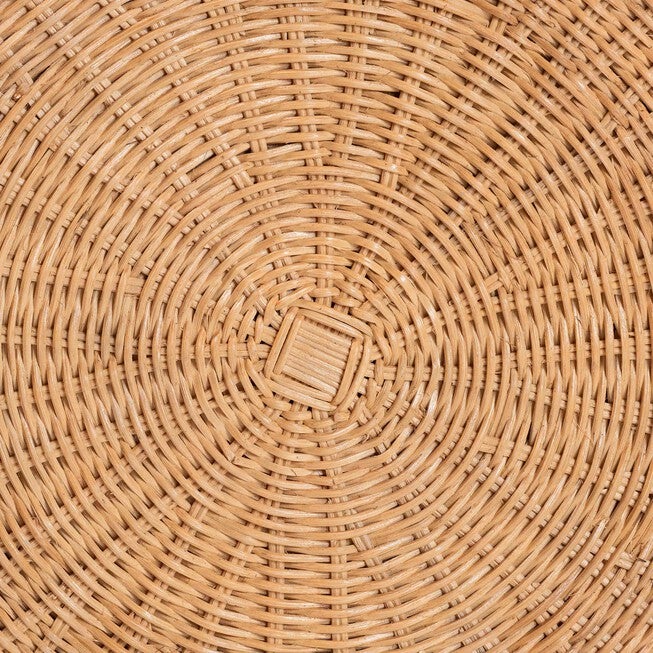 Palm Scallop Natural Rattan Ottoman, 26 inches Round, LIGHT HONEY, alternate image number null