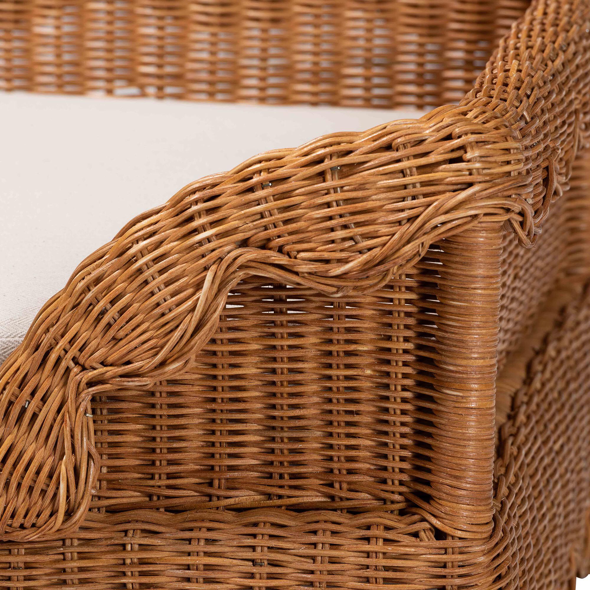 Papina Natural Rattan Pet Bed with Scalloped Sides, 31.5 inches, HONEY, alternate image number 6