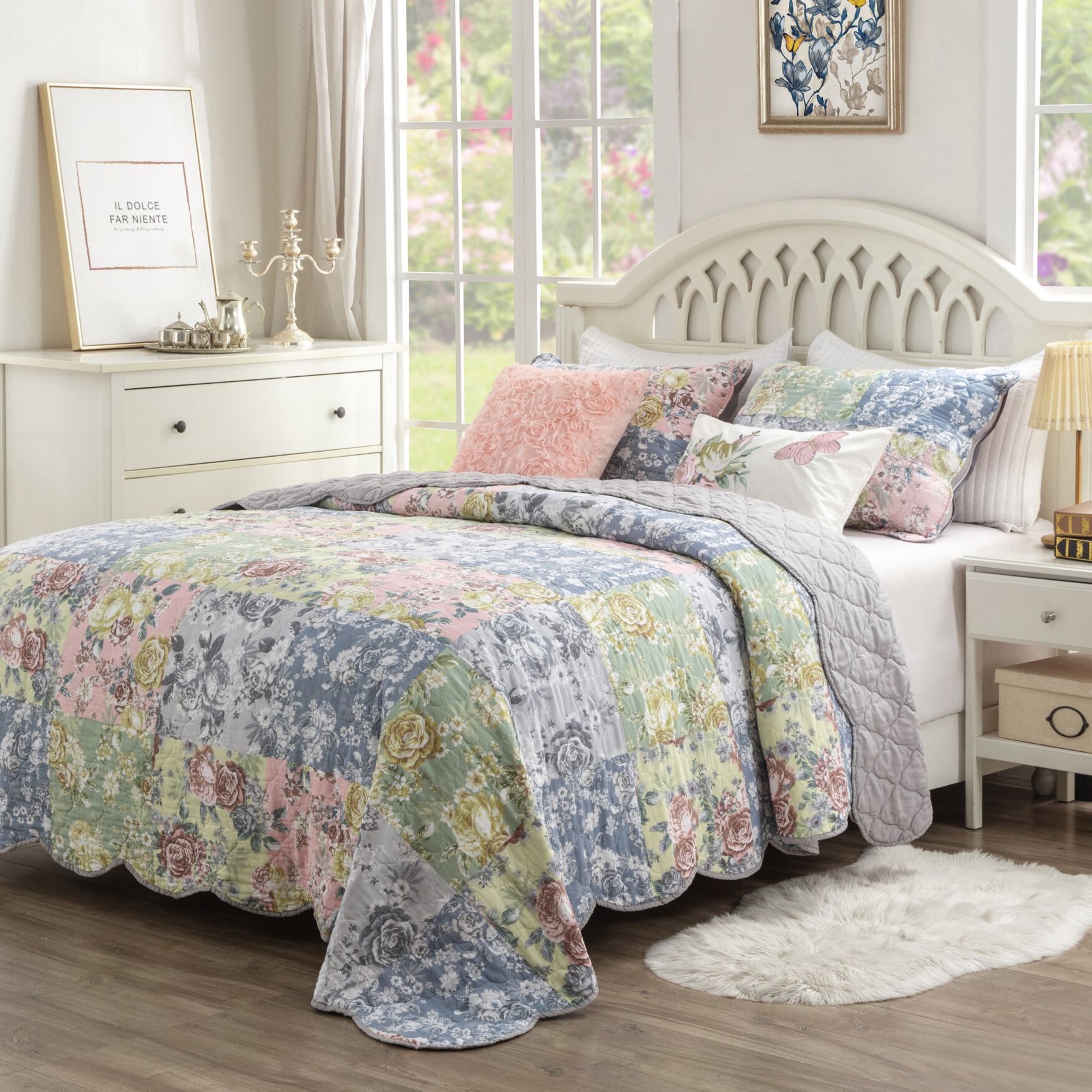 Emma Traditional Patchwork Quilt And Pillow Sham Set, , on-hover image number 1