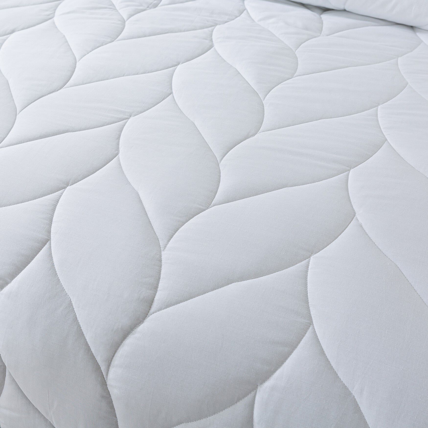 Cotton White Duck Down Comforter Comforters, , alternate image number 2