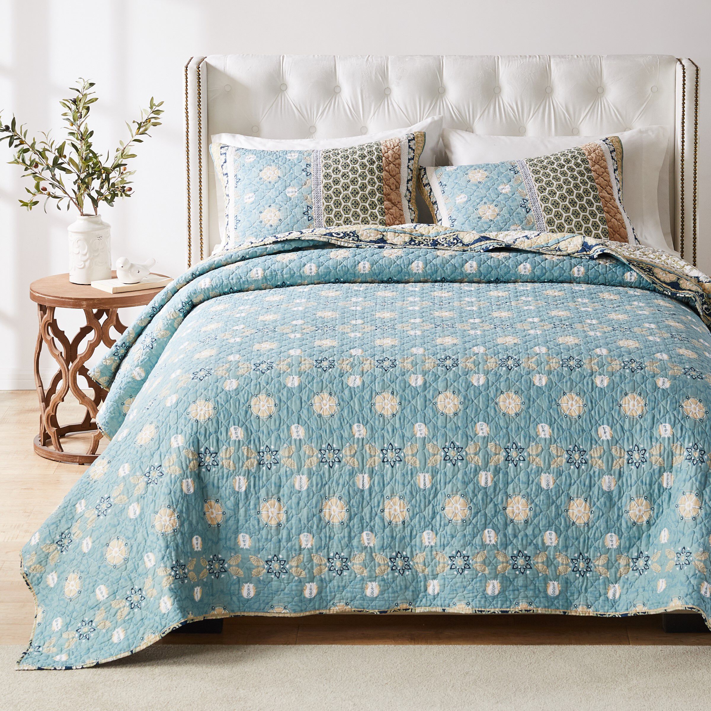 Thalia Bohemian Floral 100% Cotton Quilt Set, BLUE, on-hover image number 1