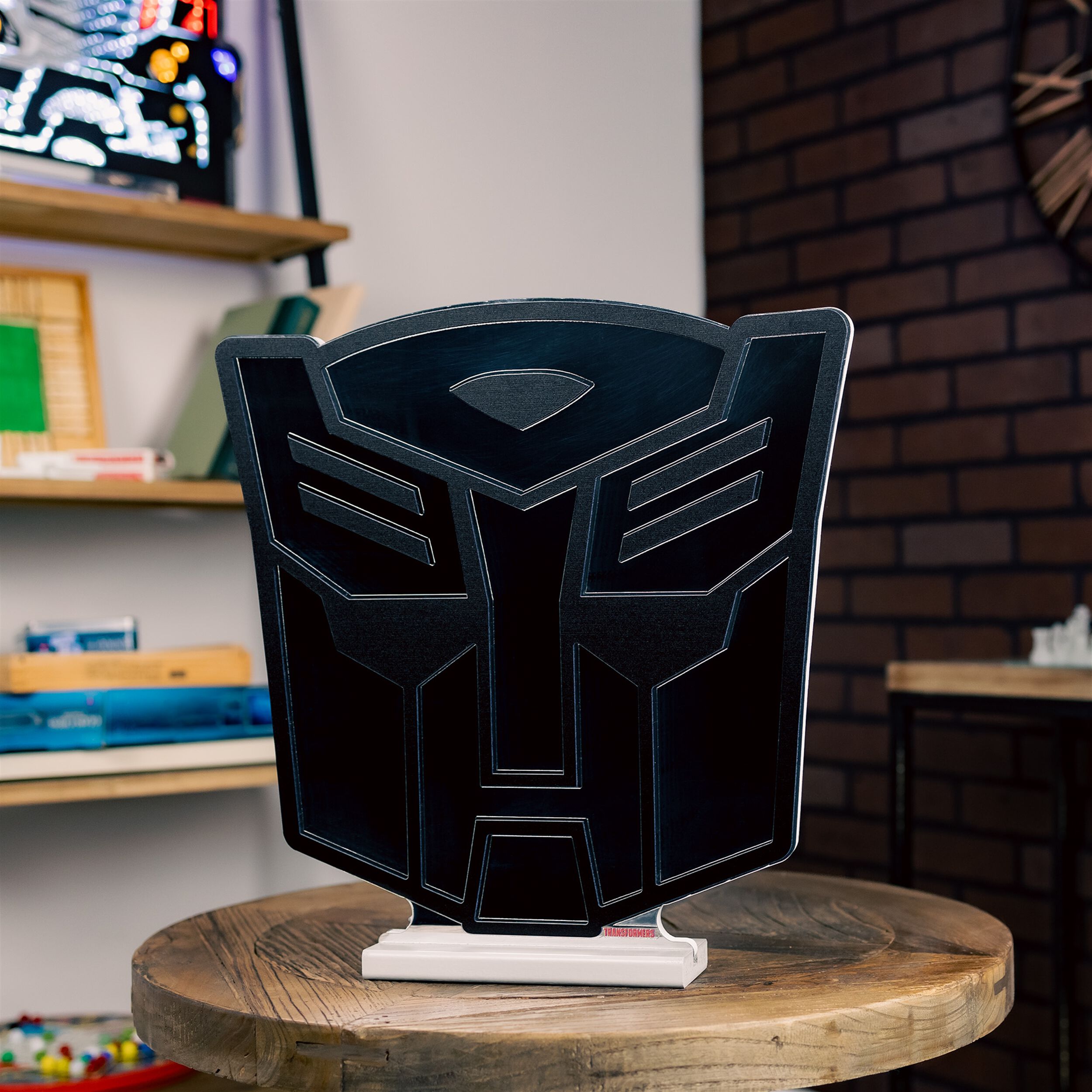 Transformers Autobot Ekkolight 16 inchesH, RED BLACK, alternate image number 2