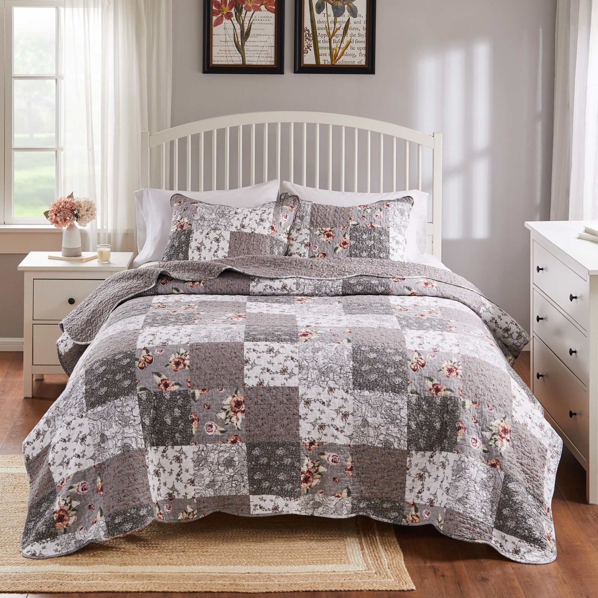 Giulia Floral Patchwork Cotton Quilt Set, MULTI, alternate image number 4