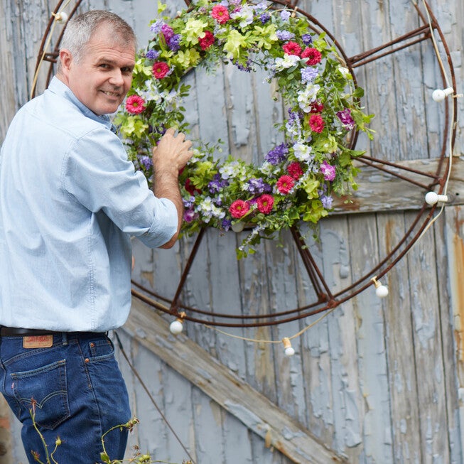 Mixed Floral Wreath 24 inchesD, , alternate image number null