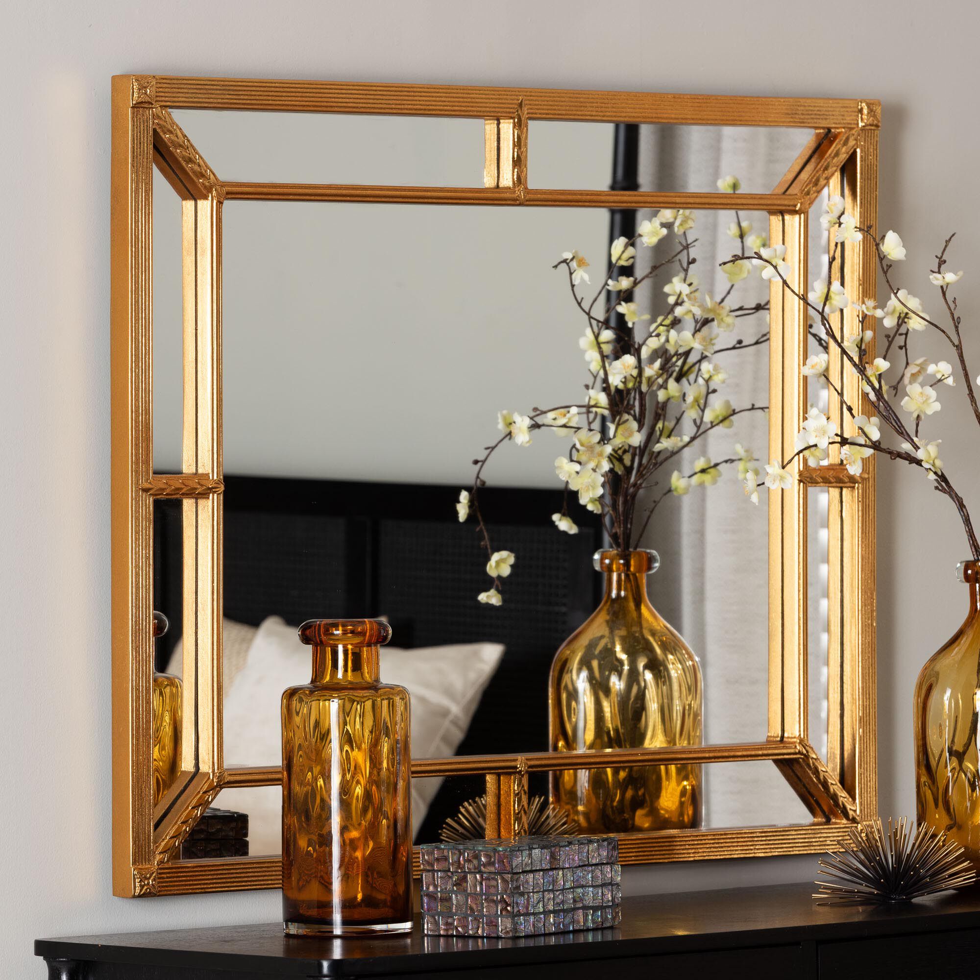 Iskra Accent Mirror, ANTIQUE GOLDLEAF, alternate image number 4