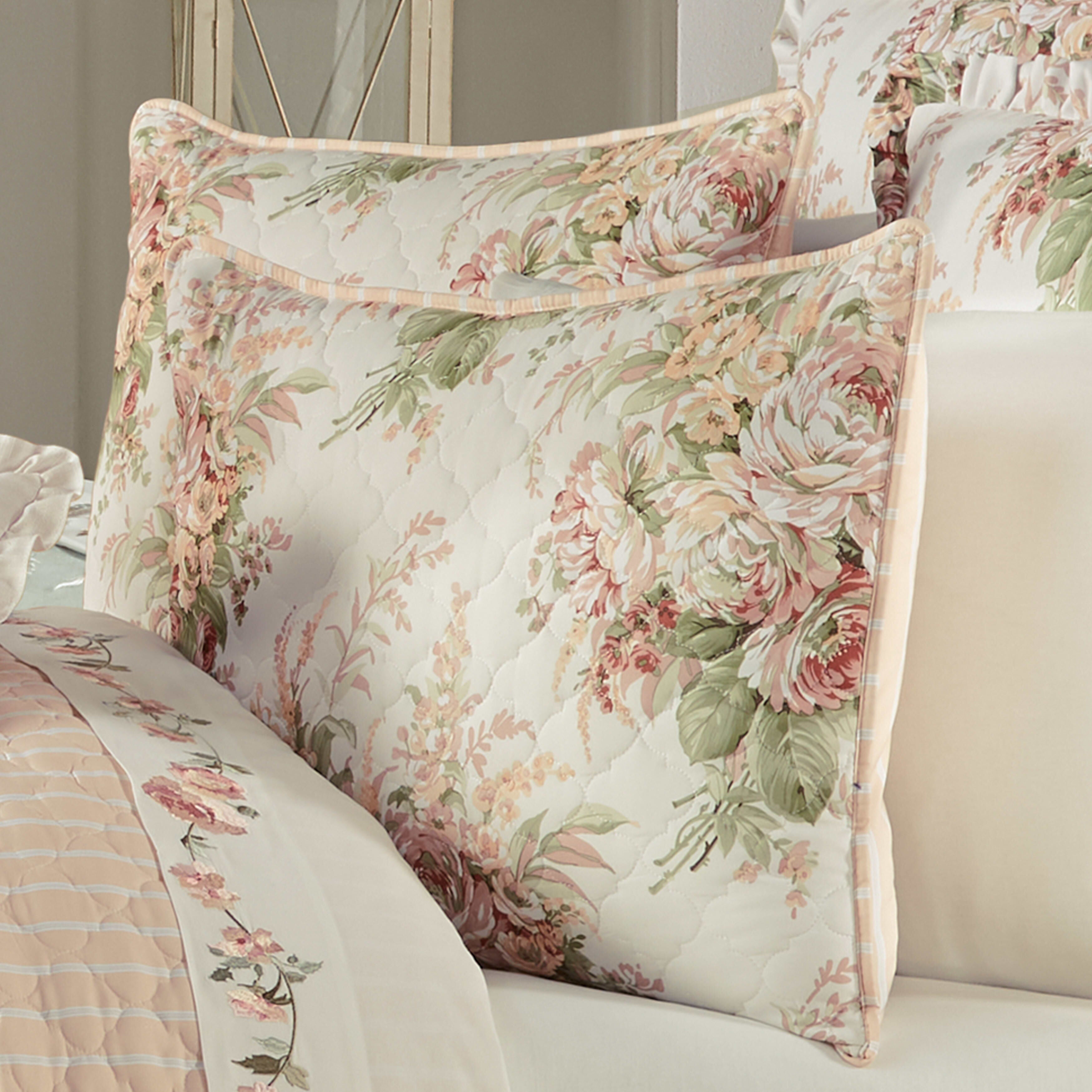 Estelle Coral 3 Piece Quilt Set, CORAL, alternate image number null