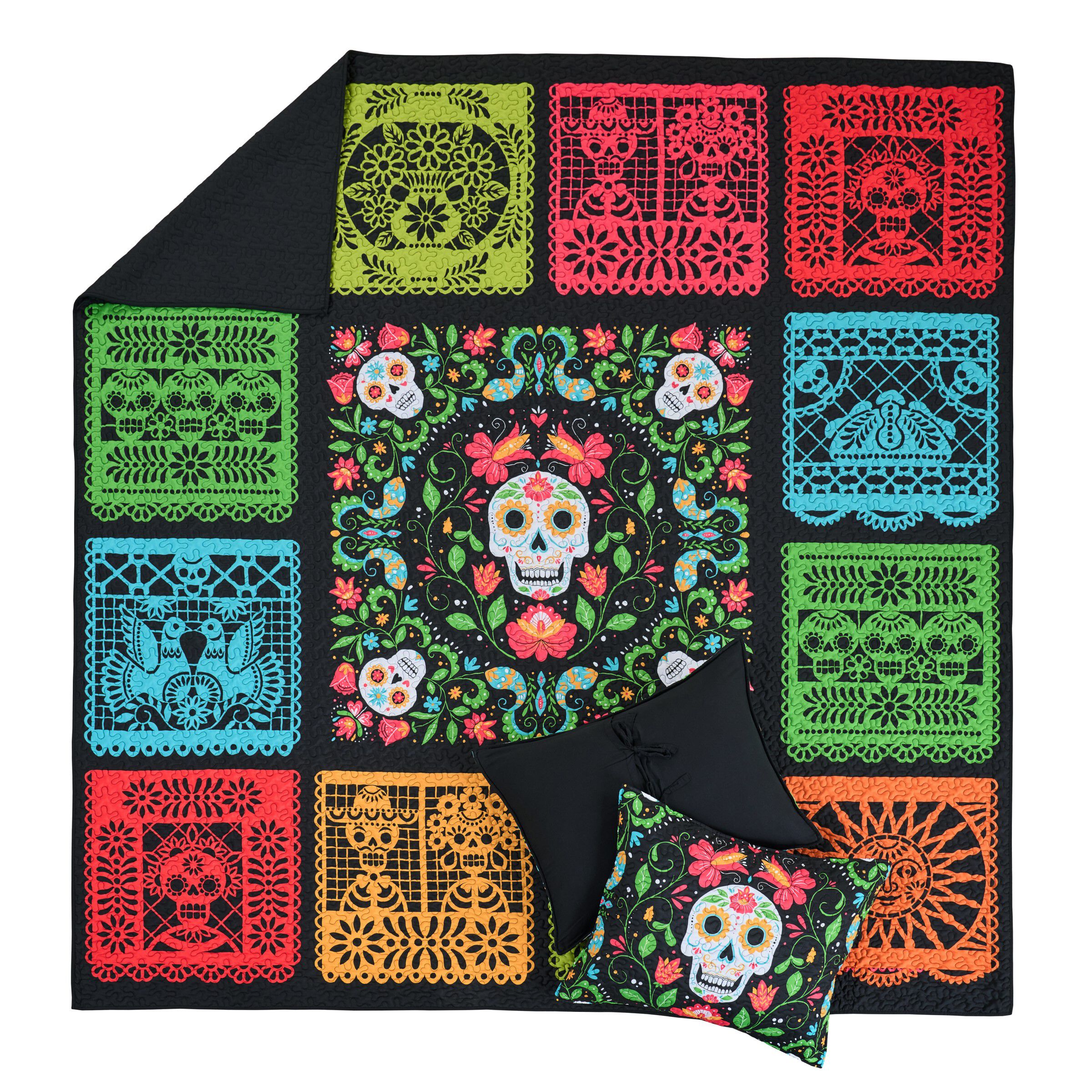 Day of the Dead Traditional Novelty Skull Quilt Set, MULTI, alternate image number 1