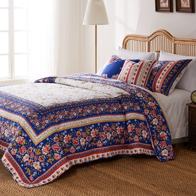 Marsha Quilt And Pillow Sham Set, , alternate image number 4