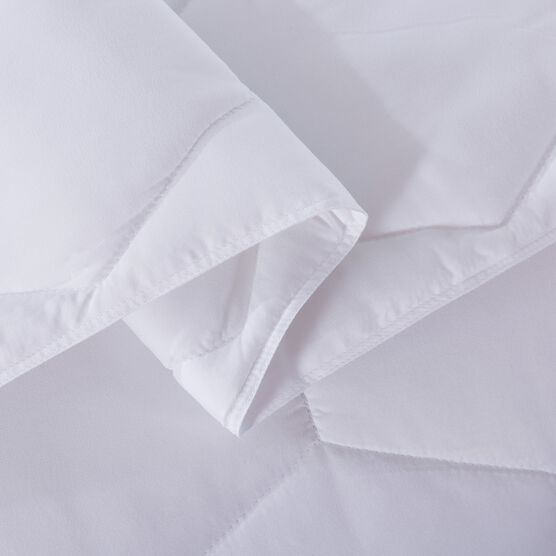 Honeycomb Down Alternative Blanket, White, , alternate image number null