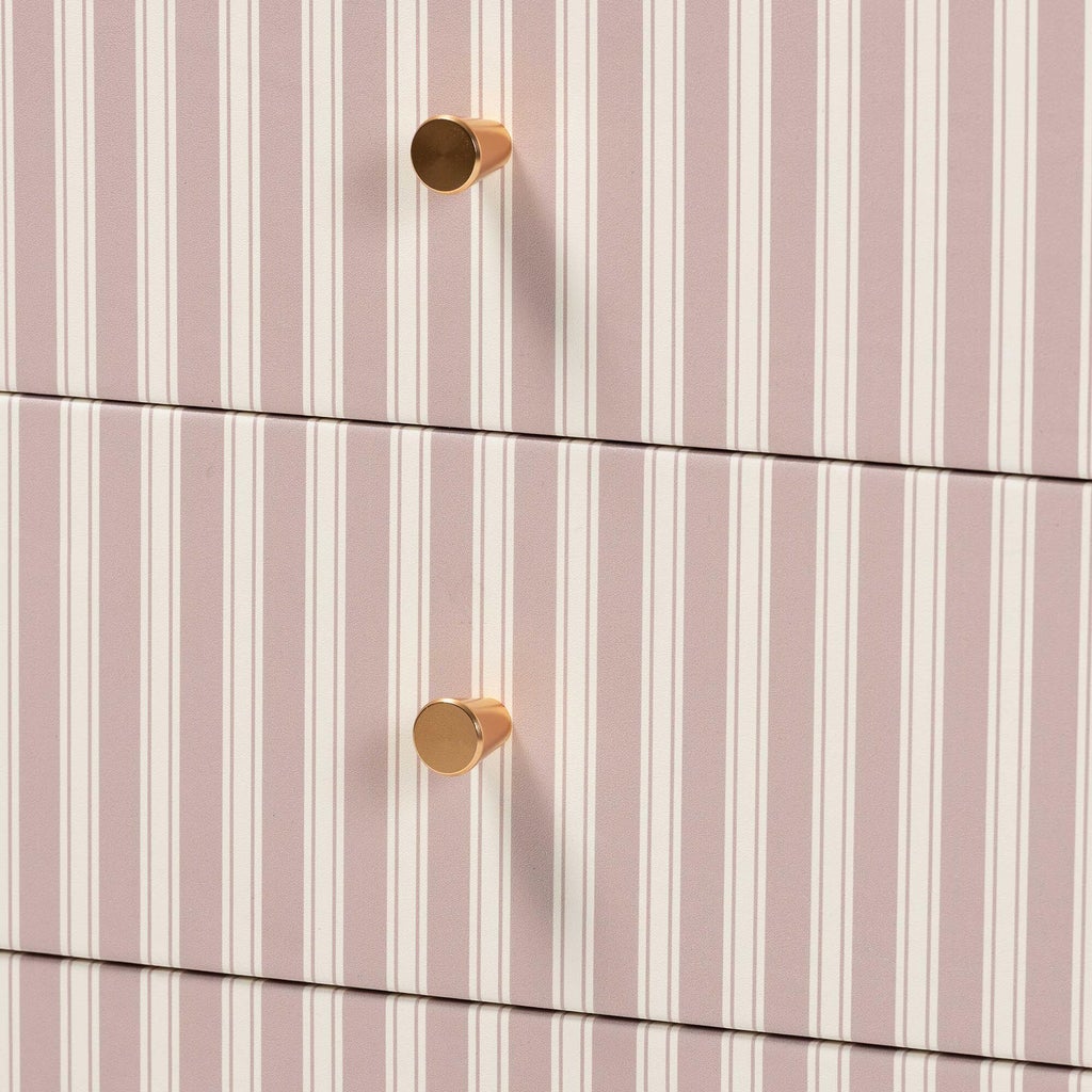 Close-up of gold drawer knob on Javianne end table