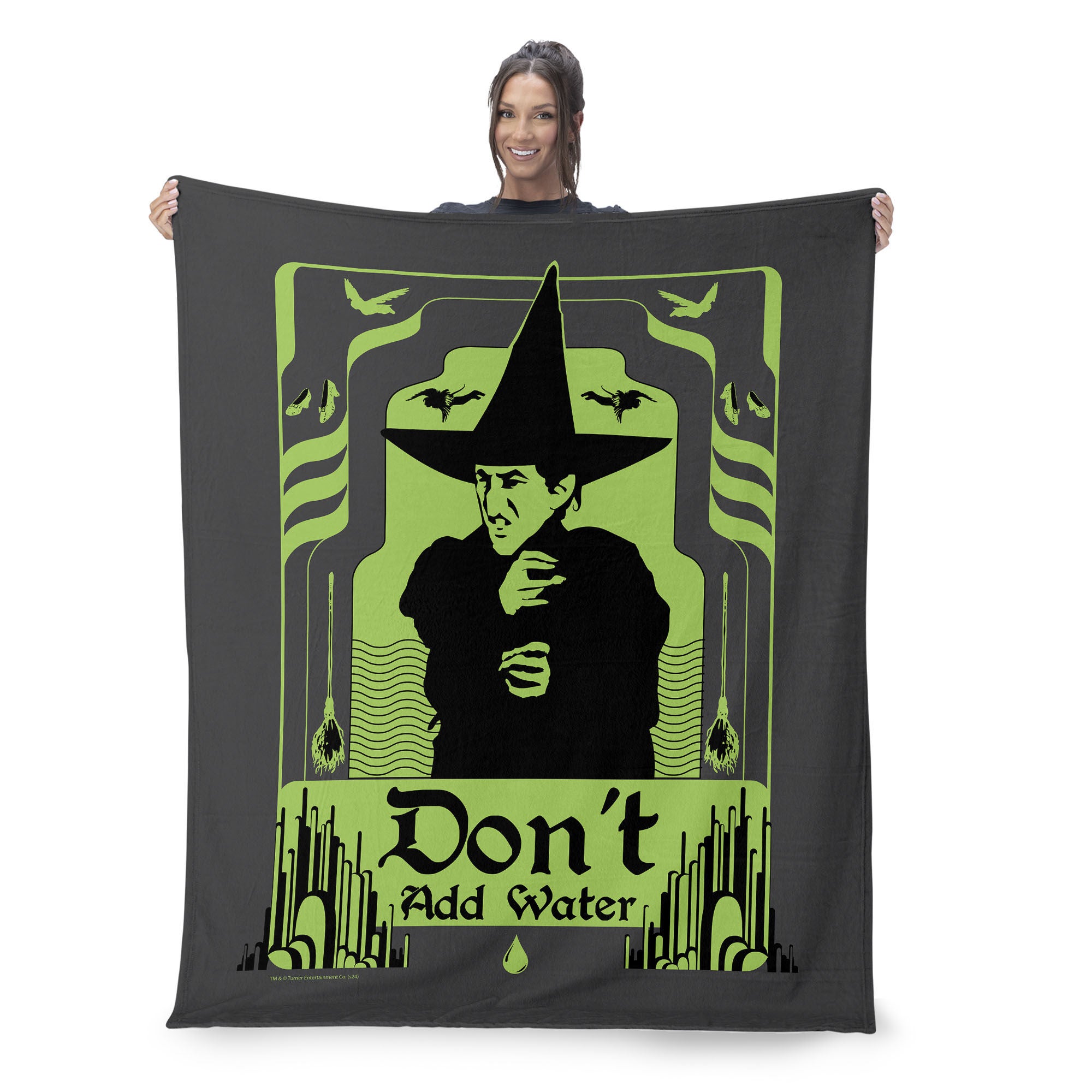 Warner Bros. The Wizard of Oz Don't Add Water Silk Touch Throw Blanket 50x60 Inches, GREEN, on-hover image number 1