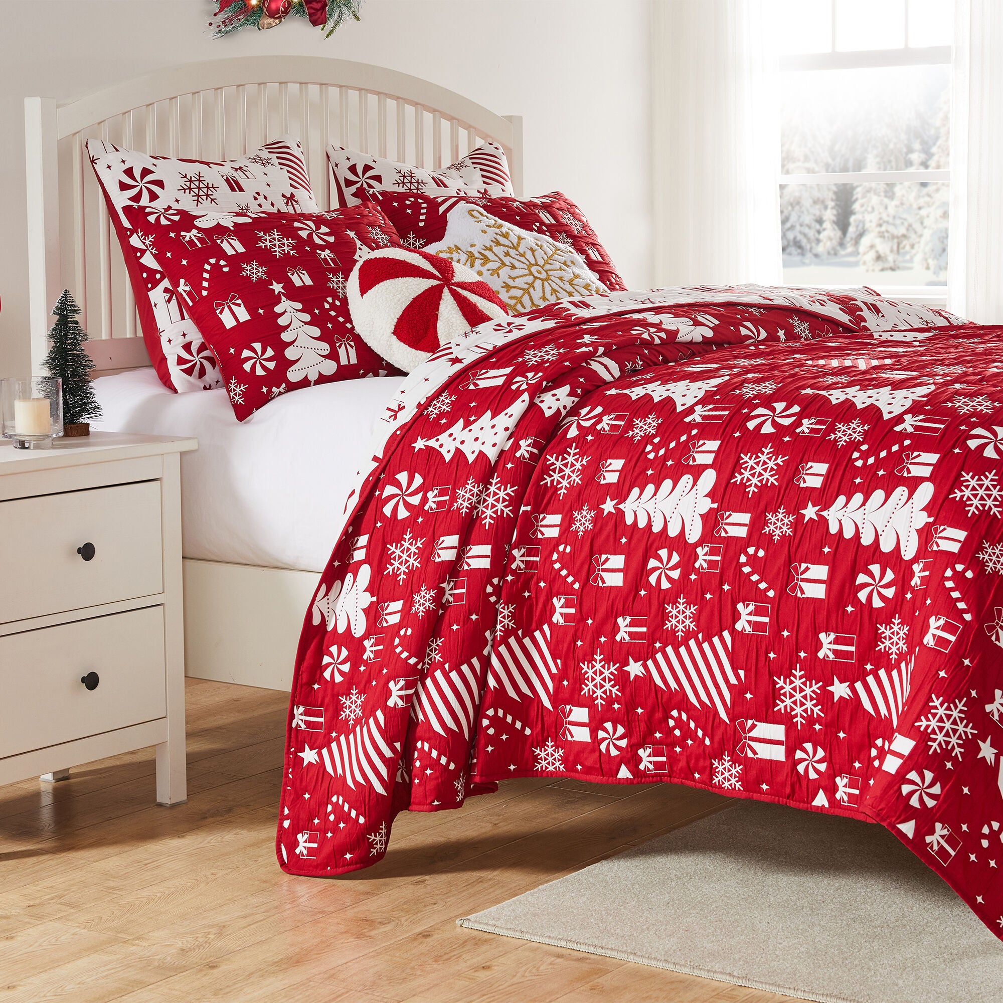Novelty Holiday Matelass&eacute; Coverlet Set, PEPPERMINT PARTY, alternate image number 6