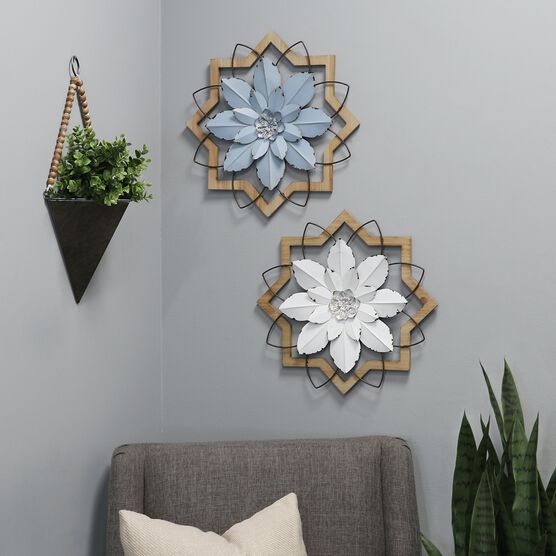 Metal White Flower and Wood Frame, , alternate image number null