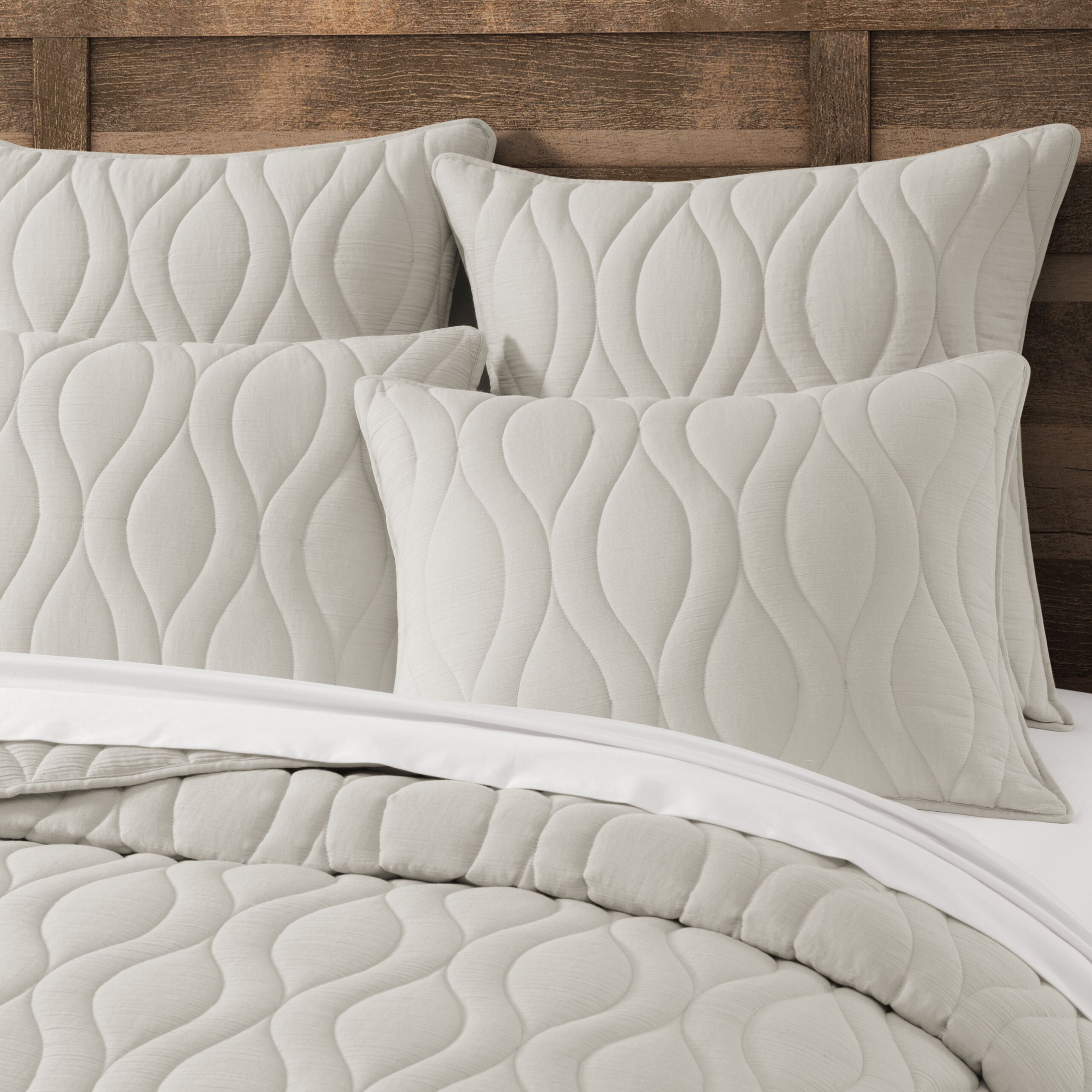 COVE QUILT SET, GREY, alternate image number 1