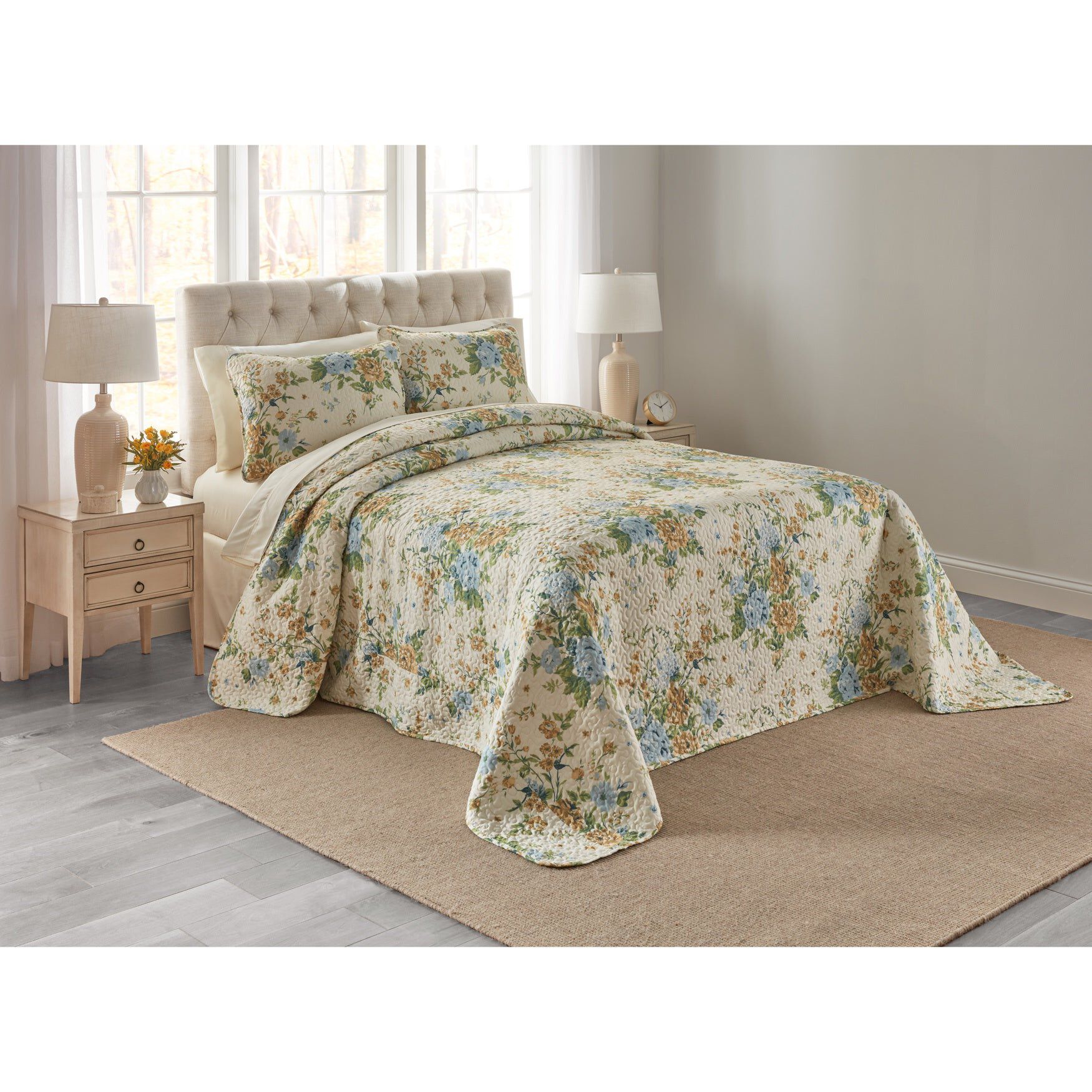 Bouquet Bedspread Collection, , hi-res image number 0