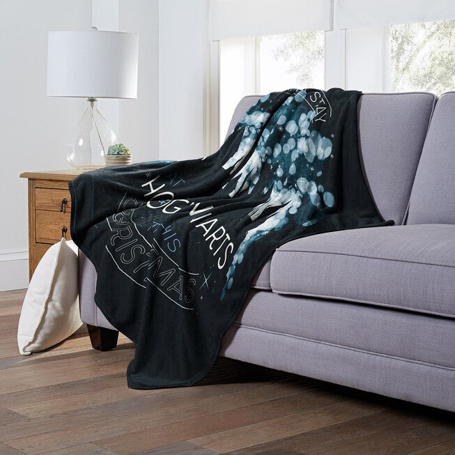 Wb Harry Potter Hogwarts This Christmas Silk Touch Throw, , alternate image number null