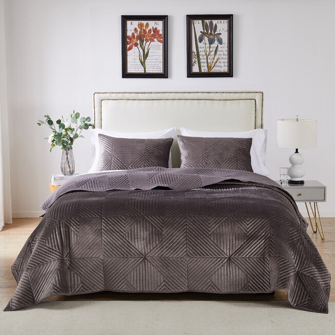 Riviera Velvet Storm Gray Quilt Set, , alternate image number null