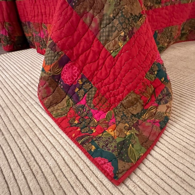 Floral Quilted Bedspread, , alternate image number null