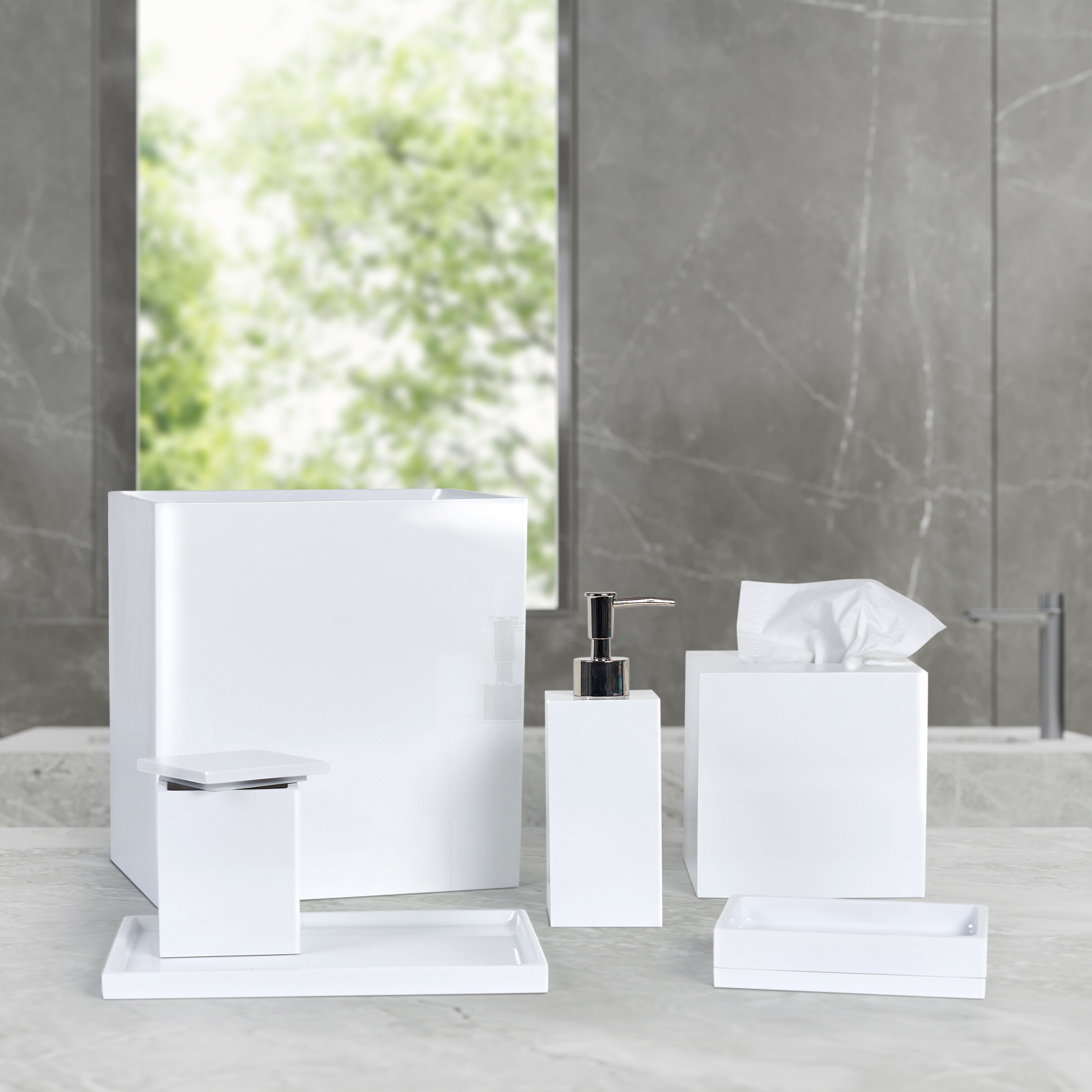 CUTTING EDGE BATH ACCESSORIES SOAP DISH, PALE GOLD, alternate image number 1