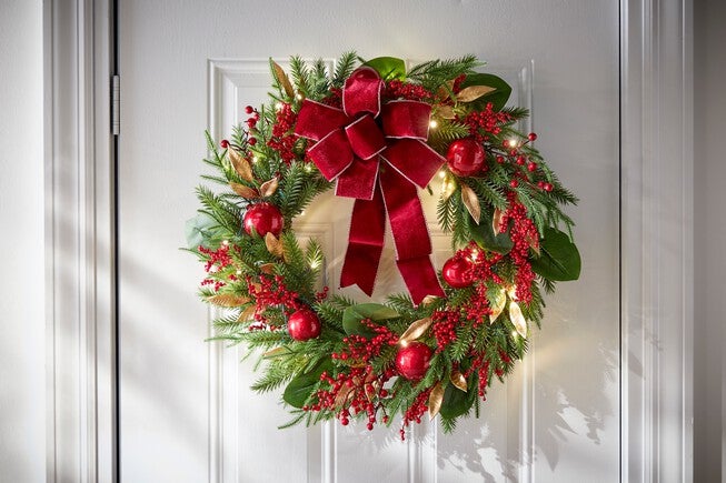 26 inches Pre-Lit Bordeaux Wreath, , alternate image number null