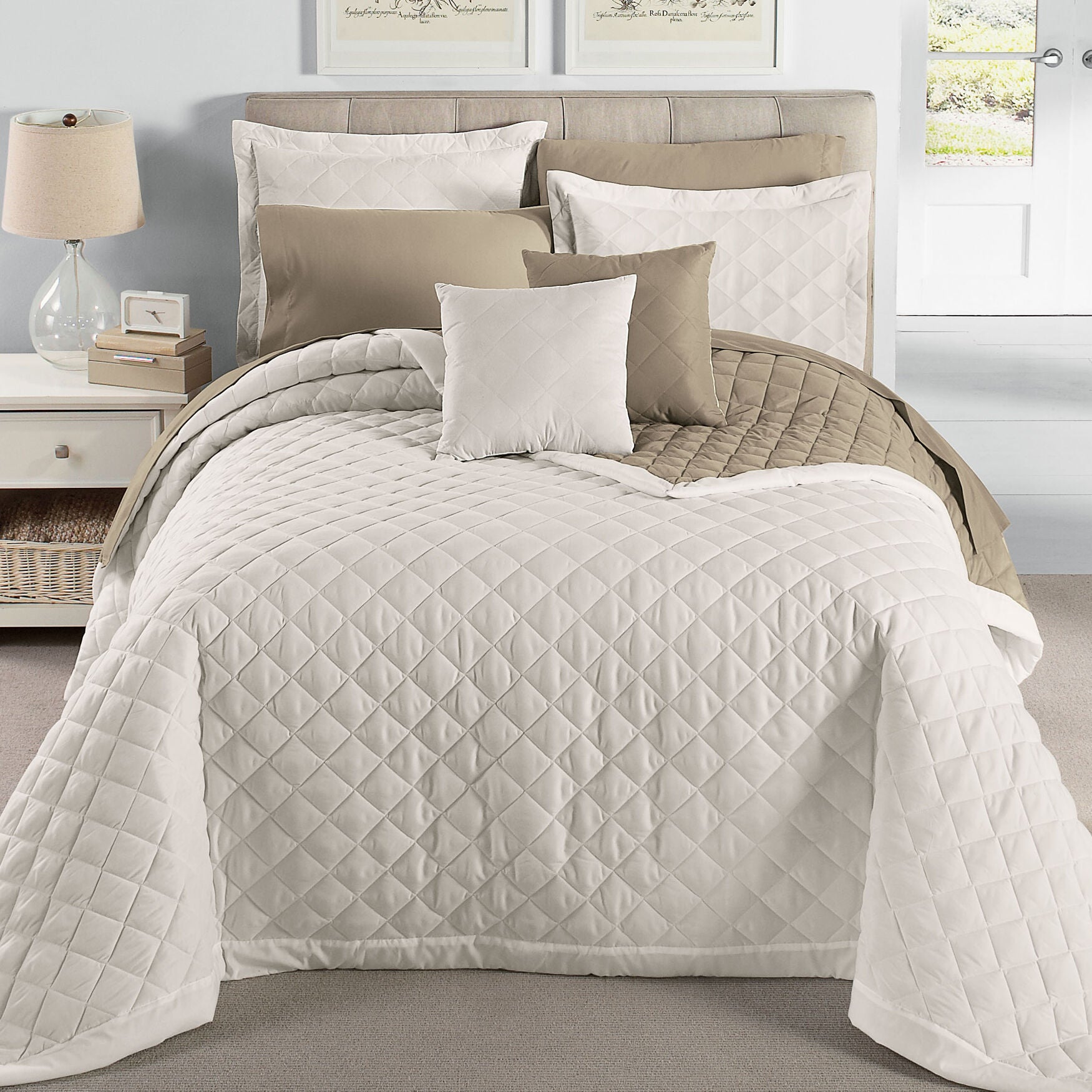 Watercolor Dream Finely Stitched Quilt Set with Decorative Pillows, , alternate image number 7