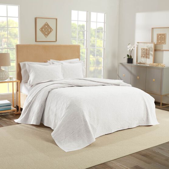 Bogart European Matelassé Coverlet Set, WHITE, hi-res image number null