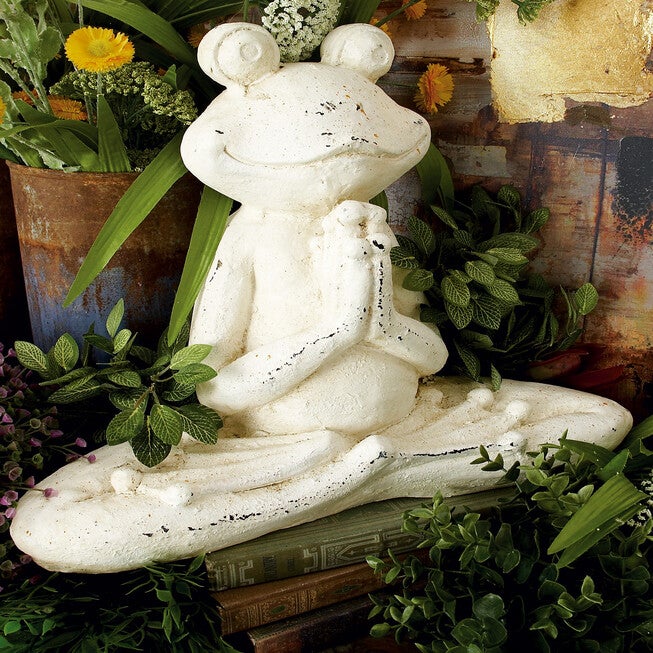 Set Of 2 White Resin Eclectic Garden Sculpture, , alternate image number null
