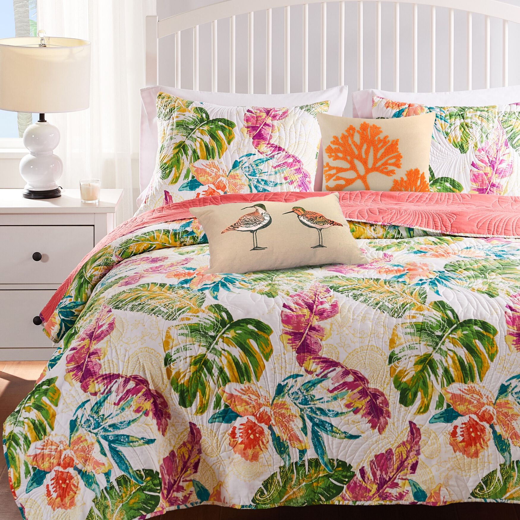 Tropics Quilt And Pillow Sham Set, , alternate image number 6