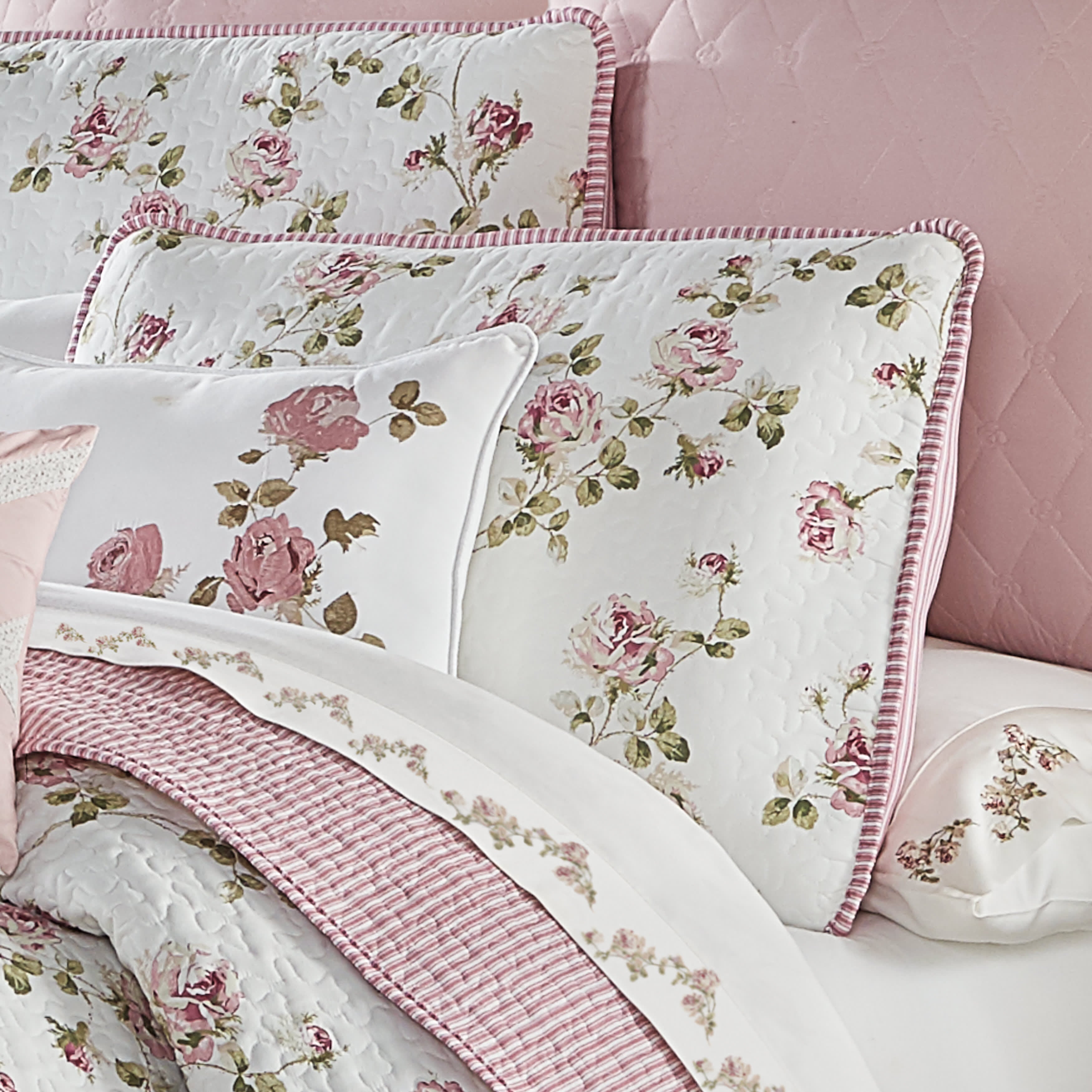 Rosemary 3 Piece Quilt Set, ROSE, alternate image number 1