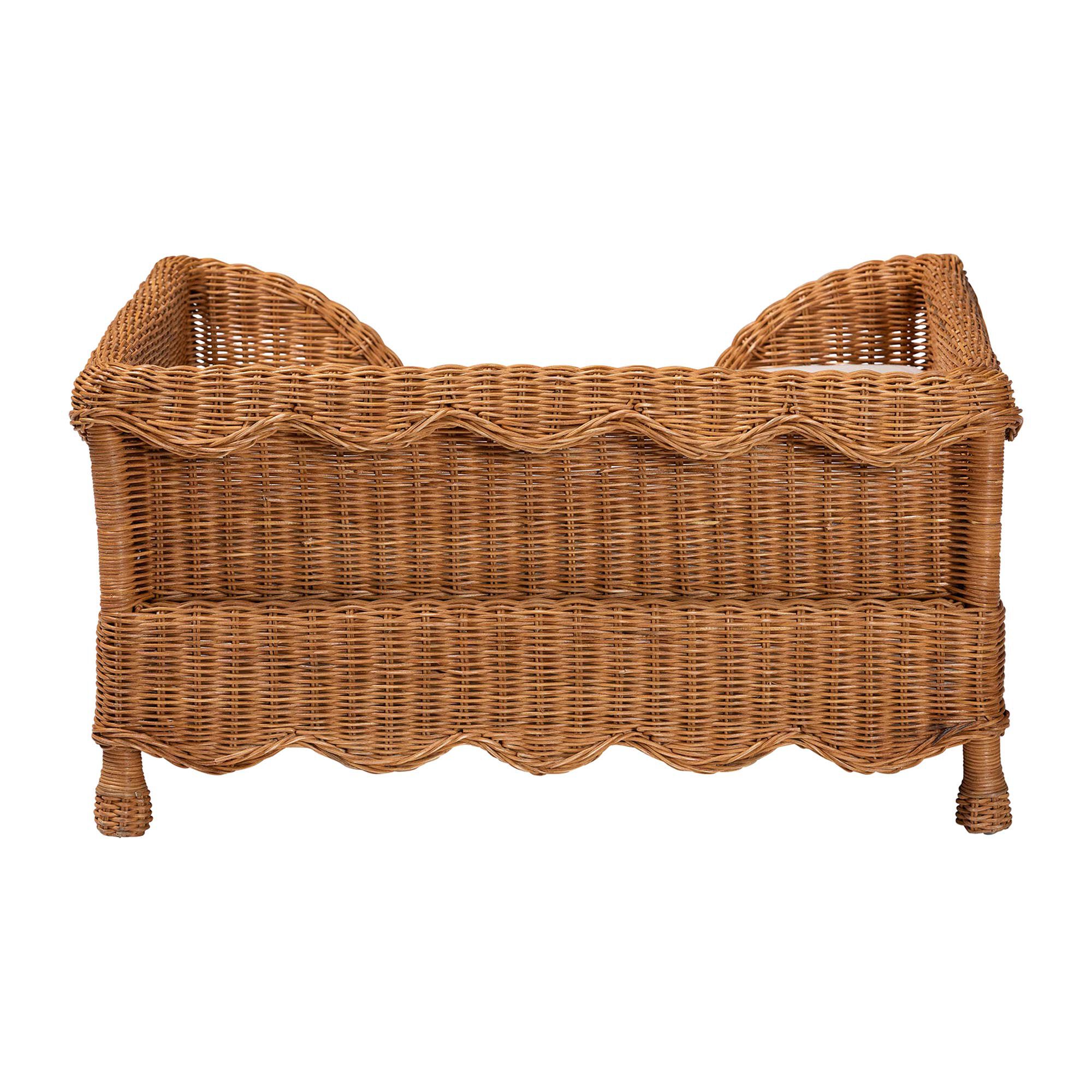 Papina Natural Rattan Pet Bed with Scalloped Sides, 31.5 inches, HONEY, alternate image number 4