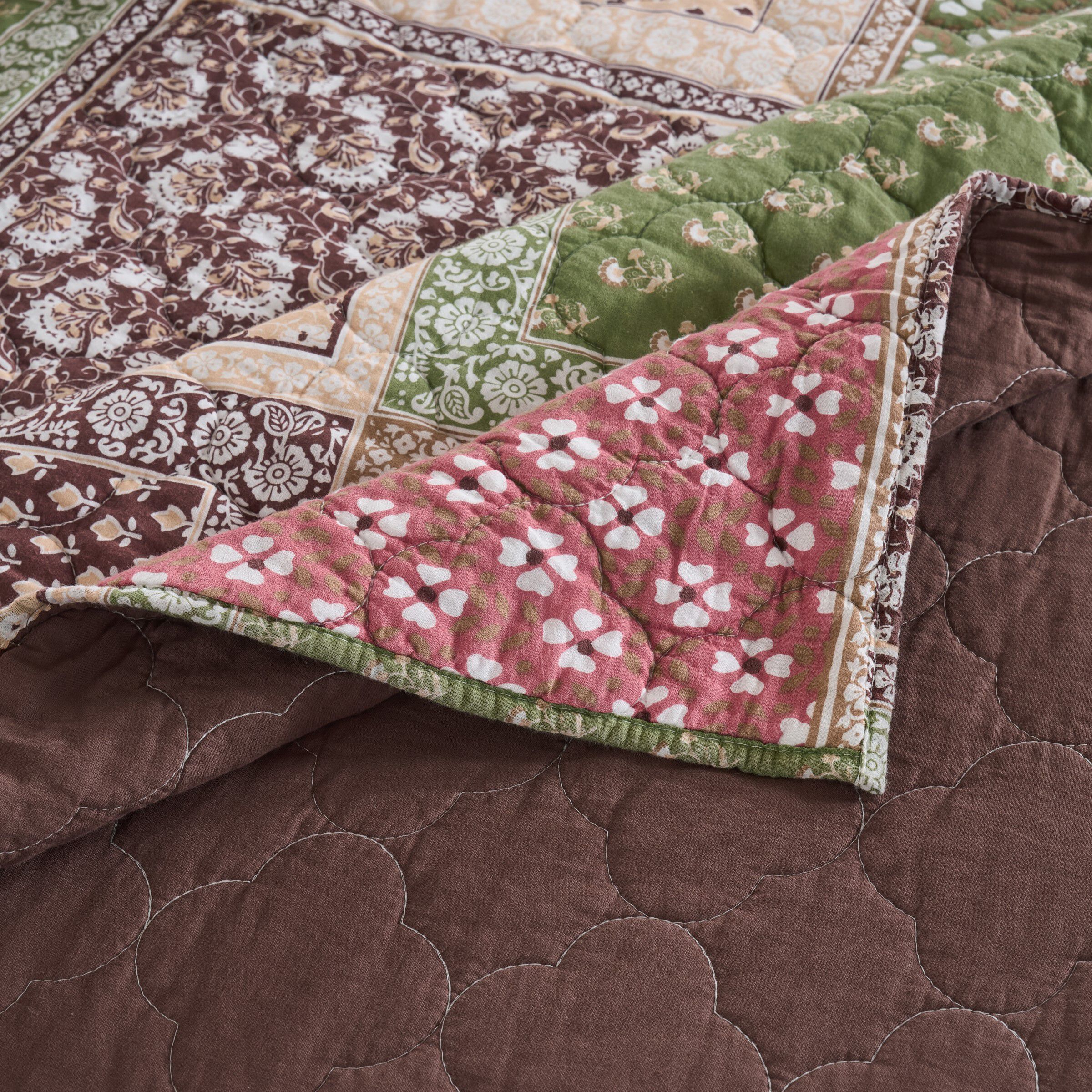 Priya Elegant Earthy Boho Patchwork Reversible Quilt Set, MULTI, alternate image number 4