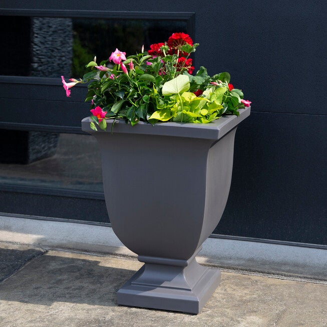 Augusta 26 inches Tall Planter, , alternate image number null