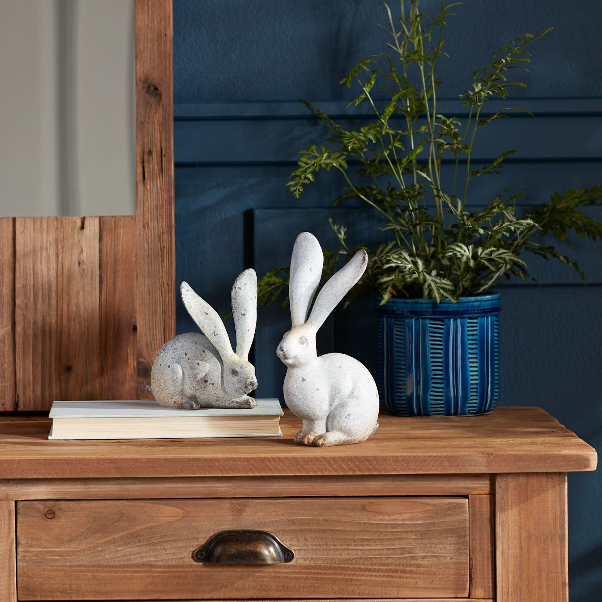 Rabbit (Set of 4) 5.5 inchesH, 8.25 inchesH Resin, GREY/BROWN, alternate image number 4