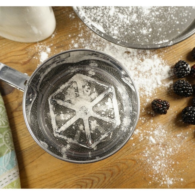 Triple Mesh Stainless Steel 5 Cup Flour Sifter, , alternate image number 3