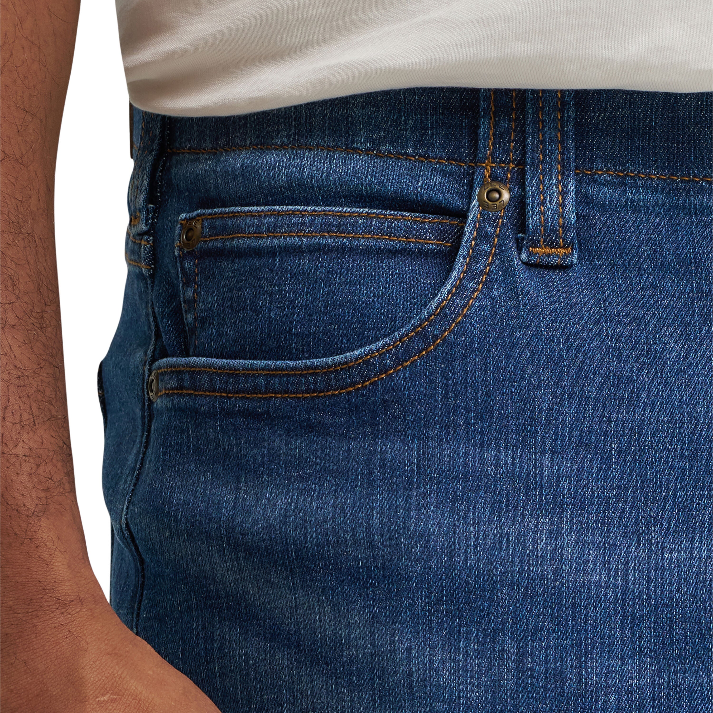 Extreme Motion Athletic Tapered Jean, ELLOS, alternate image number 3