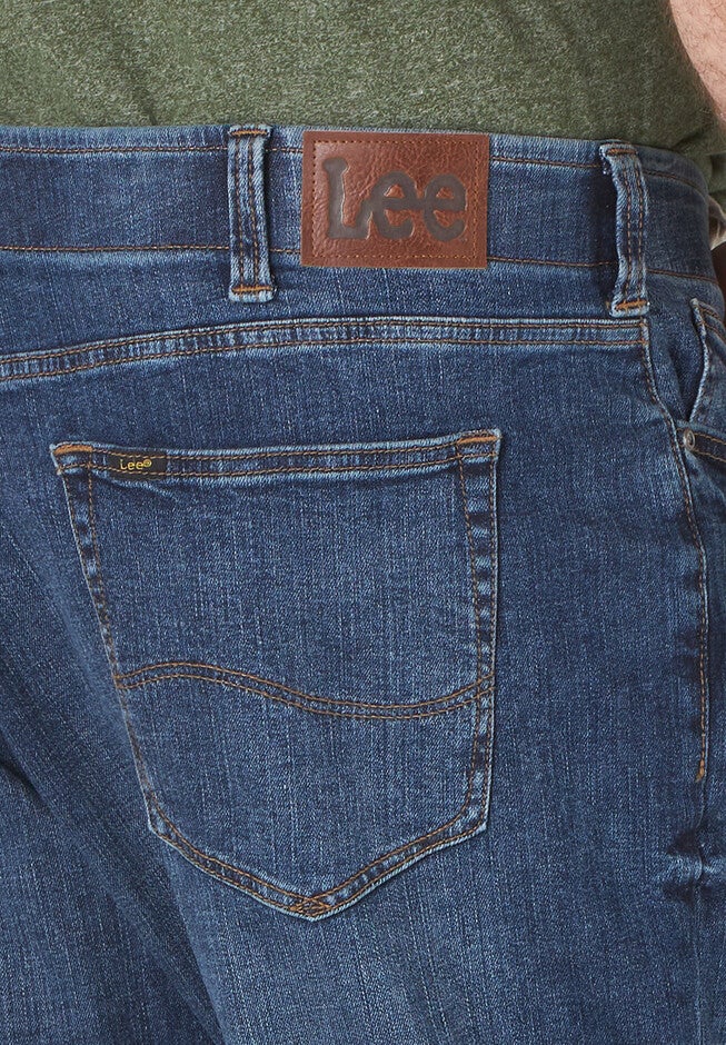 Lee Extreme Motion Straight Tapered Fit Jeans Jeans, , alternate image number null