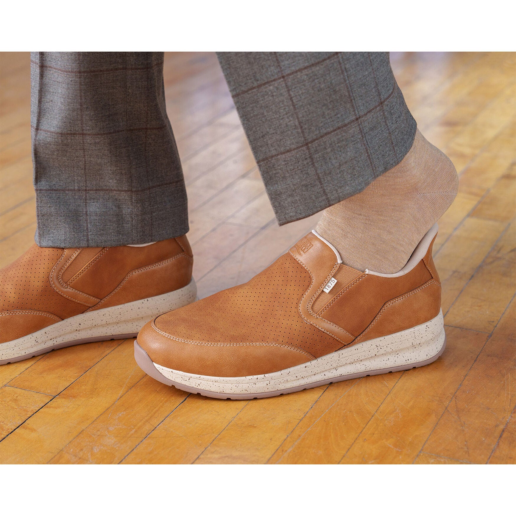 Caleb Twin Gore Loafer, CAMEL, alternate image number 7