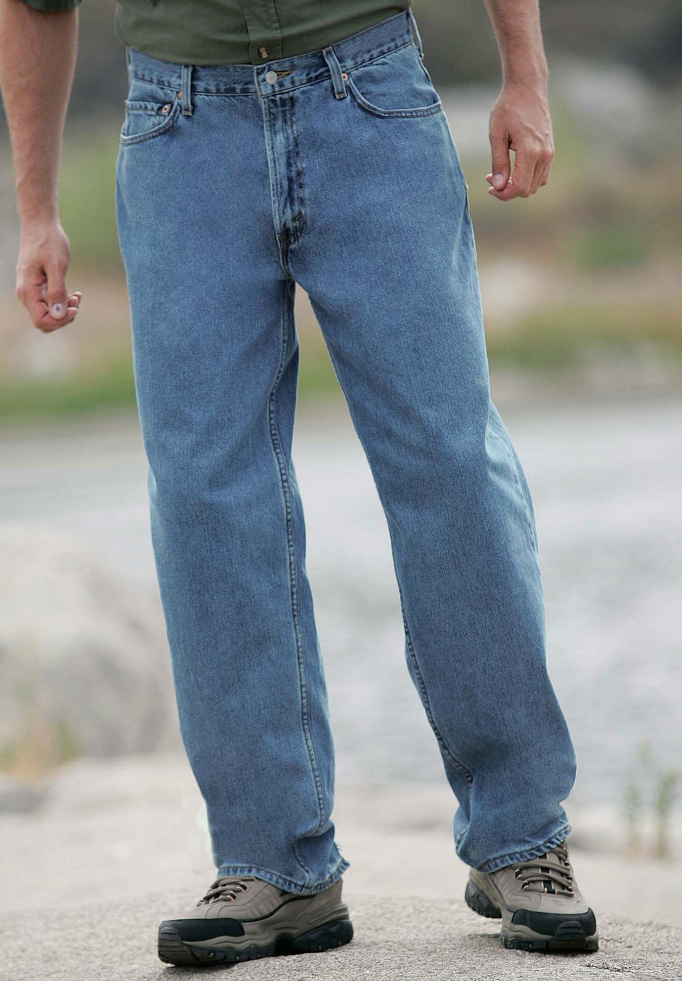 levi's 560 relaxed fit jeans