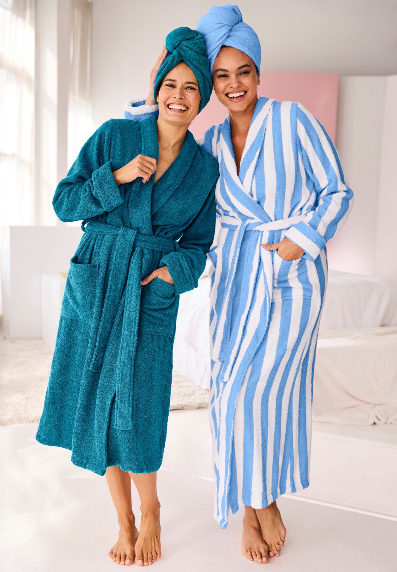 Short Terry Robe, , alternate image number 3