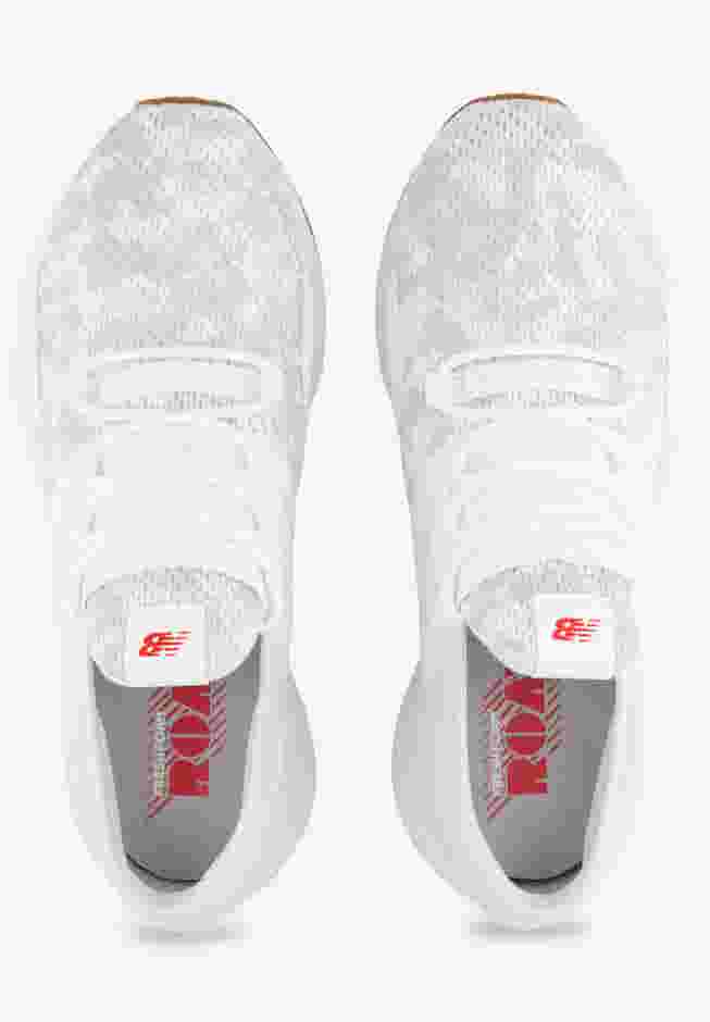 New Balance Fresh Foam Roav Sneakers image number 4
