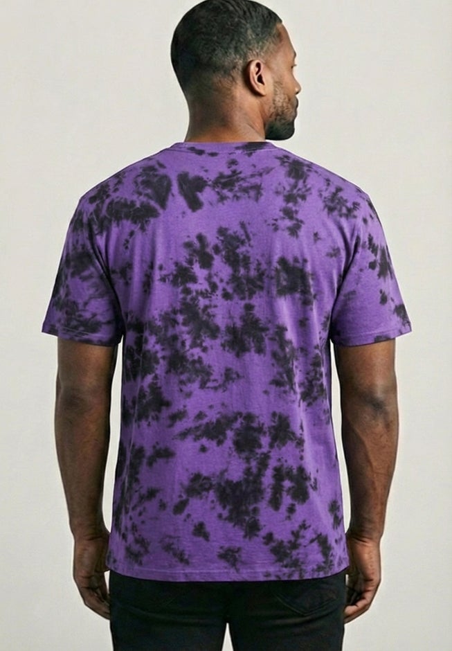 Shrink-Less&trade; Lightweight Longer-Length Crewneck Pocket T-Shirt image number 3