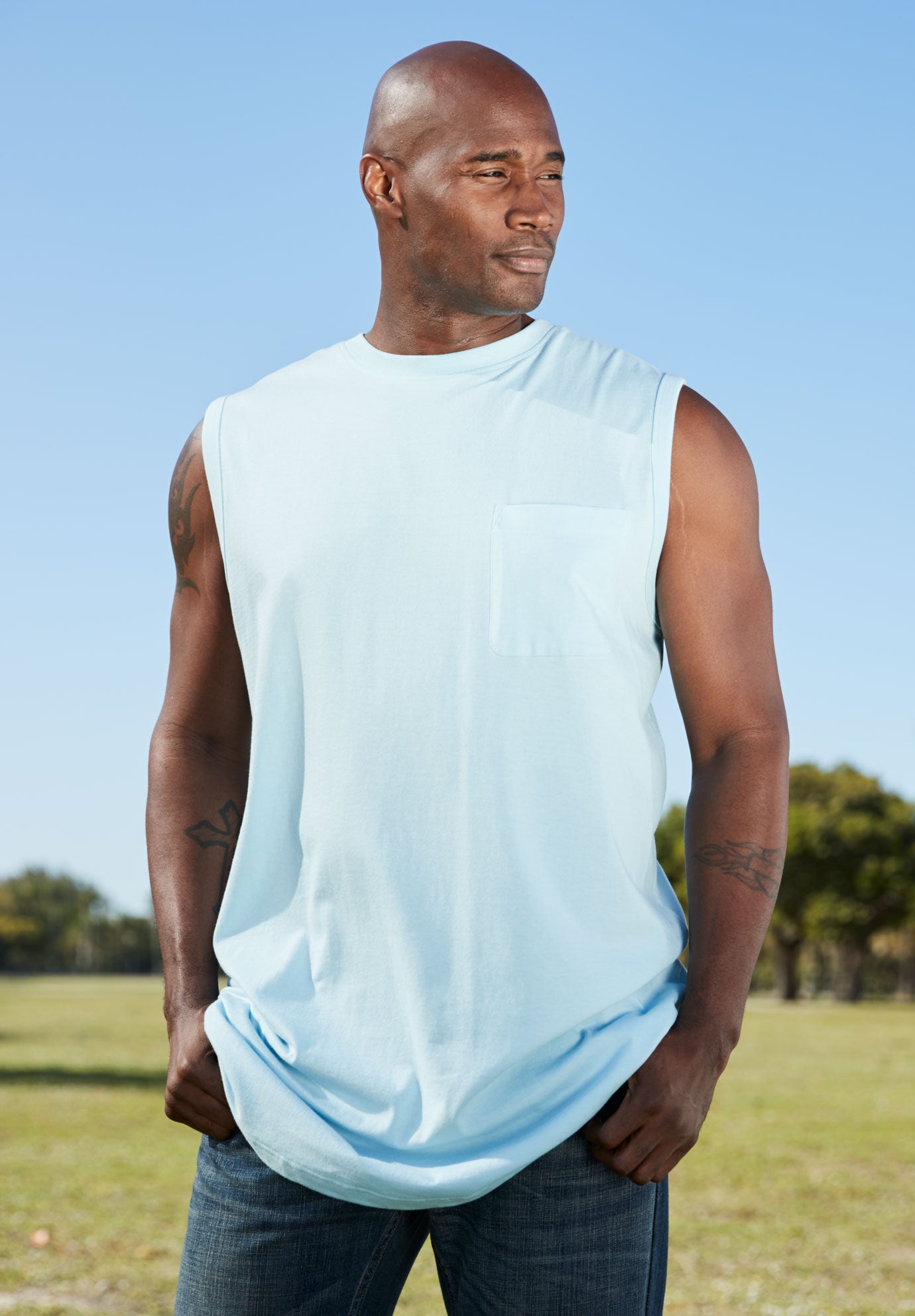 Shrink-Less Longer-Length Lightweight Muscle Pocket Tee image number 4