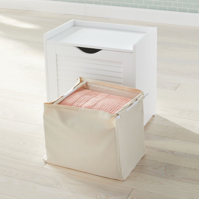 Louvre Hamper image number null