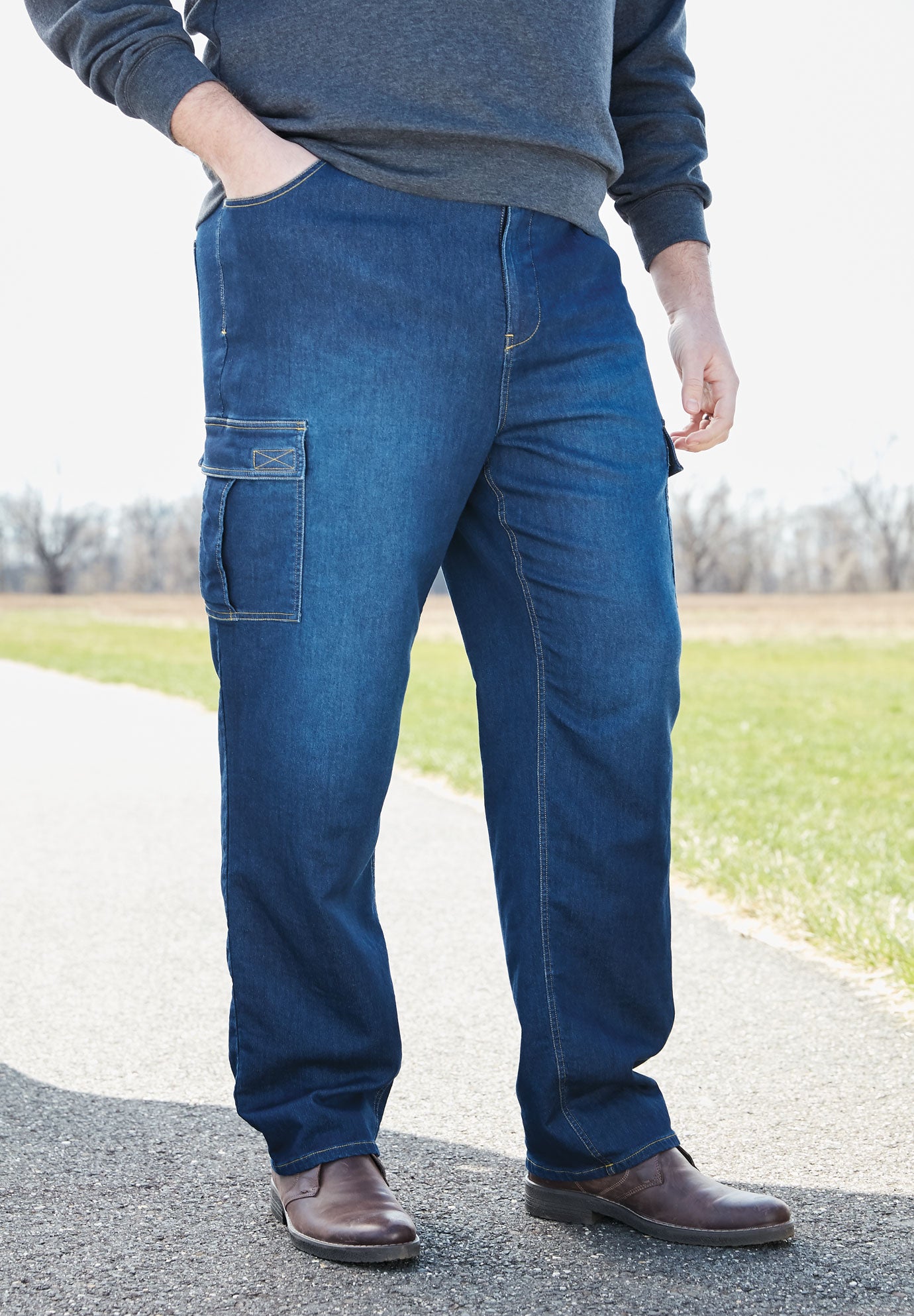 Relaxed Fit Cargo Denim Look Sweatpants image number 6