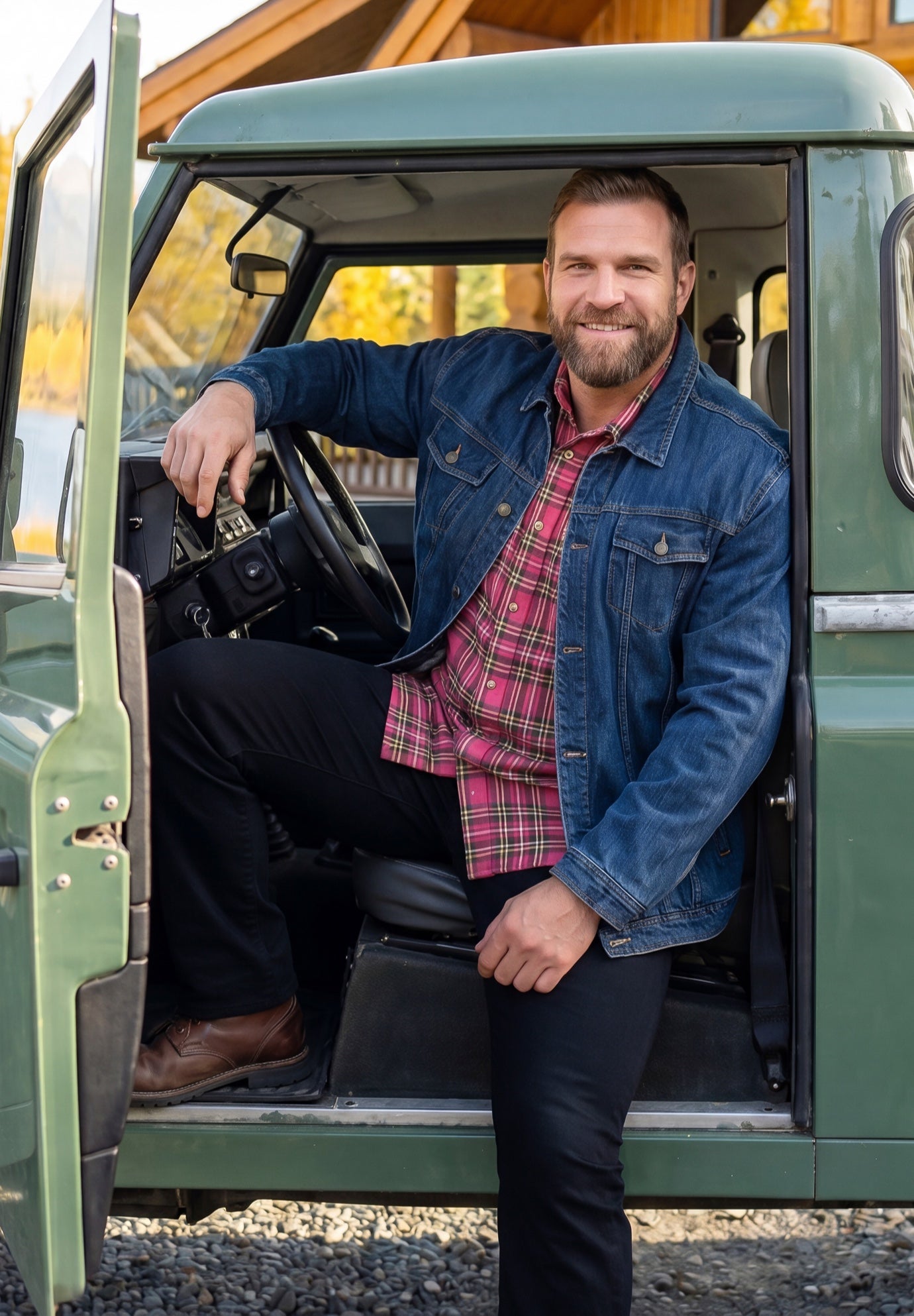 Signature Plaid Flannel Shirt image number 4